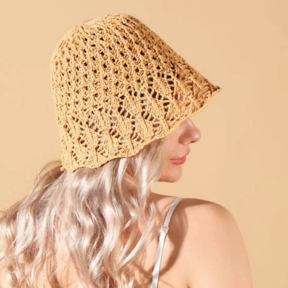 New hollow out bucket hat - Picture 2 of 3